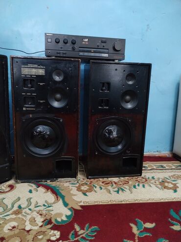 Səs gücləndiriciləri: Dest satılır əla səs effekti var.Techhnics Stereo Gücləndirici + — 1