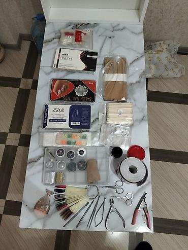 sade dırnaq bezekleri: Peşəkar manikür və dırnaq bəzəyi üçün tam dəst Tərkib: - 3 ədəd “Nail — 7