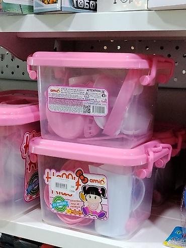 kinder joy: Игровой набор посуды для детей в пластиковой коробке с защёлками. - — 1