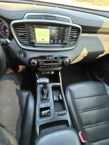 Kia: Kia Sorento: 2019 г., 2 л, Автомат, Дизель, Кроссовер — 27