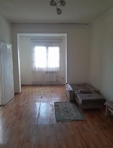 ev satıram: Bakı, 6-cı mikrorayon, 1 otaqlı, Köhnə tikili, m. Nəsimi, 35 kv. m — 2