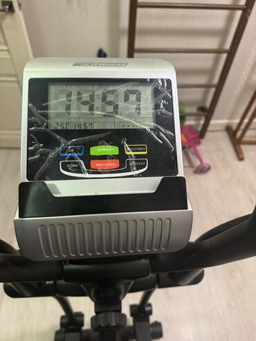 полотно на беговую дорожку: Эллиптический тренажер Start Line Fitness EXPERT - Компьютер с