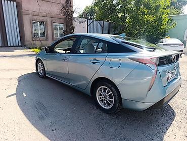 авто ярис: Toyota Prius: 2016 г., 1.8 л, Вариатор, Гибрид, Лифтбек — 6