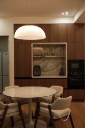 Продажа домов: Таунхаус, 285 м², 6 комнат, Агентство недвижимости, Дизайнерский ремонт — 1