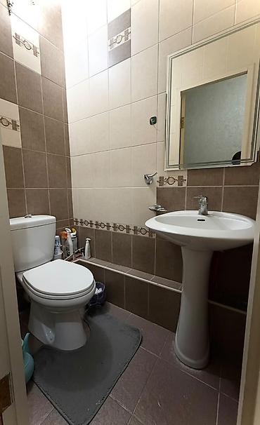 Продажа квартир: 2 комнаты, 61 м², 12 мкр 106 серия улучшенная, 3 этаж, Косметический ремонт — 6