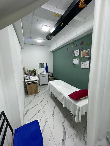 Аренда помещений свободного назначения: 🏢 Сдается коммерческое помещение — 200 м² 📍 Первая линия — Жибек Жолу — 13