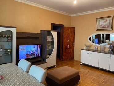 Köhnə tikili: Sumqayıt, 4 otaqlı, Köhnə tikili, 86 kv. m -da lalafo.az — 3 Köhnə tikili: Sumqayıt, 4 otaqlı, Köhnə tikili, 86 kv. m — 3