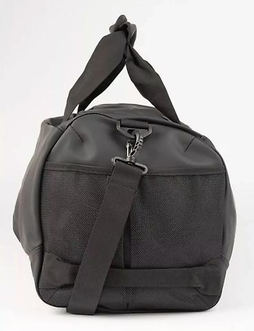 Дорожные сумки: ПРОДАЮ НОВУЮ СУМКУ В МАТЕРИАЛЕ ОКСФОРД,ПОДОЙДЕТ КАК ДЛЯ СПОРТА ТАК ЖЕ — 3