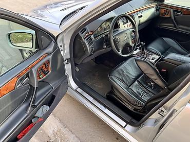 Mercedes-Benz: Mercedes-Benz E-Class: 2002 г., Бензин, Седан — 11
