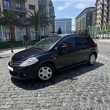 nişan tida: Nissan Tiida: 1.5 l | 2011 il Hetçbek — 5