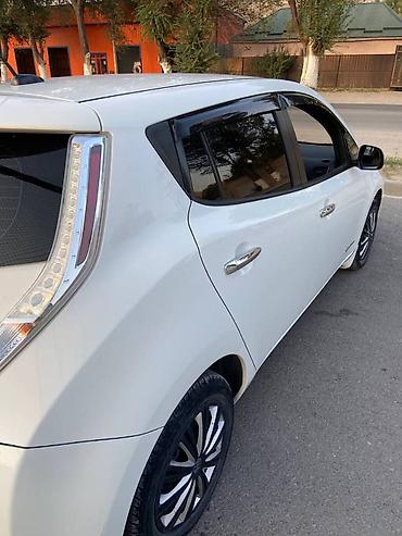 Nissan: Nissan Leaf: 2014 г., 0.1 л, Автомат, Электромобиль, Хэтчбэк — 7