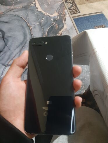 наклейки для машины: Xiaomi, Mi 8 Lite, Б/у, 64 ГБ, цвет - Черный, 2 SIM