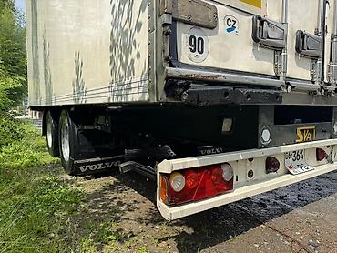 devo lasetti: Грузовик, Volvo, Стандарт, 4 т, Б/у — 4