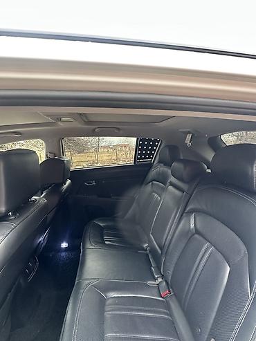 Kia: Kia Sportage: 2 l | Krossover — 11