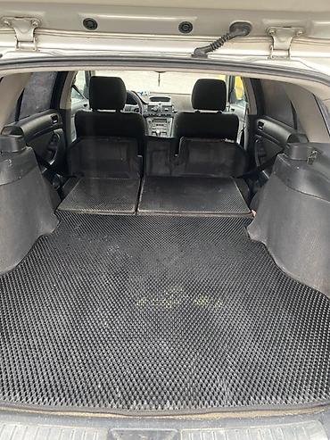 Toyota: Toyota Avensis: 2003 г., 2 л, Механика, Дизель, Универсал — 8