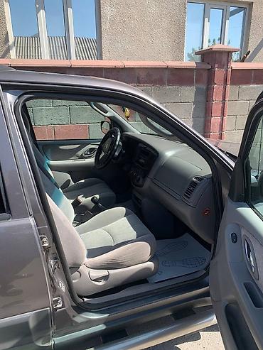 devo damaz: Mazda Tribute: 2002 г., 2 л, Механика, Бензин, Кроссовер — 4