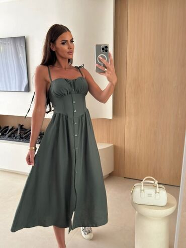 Haljine: Oversize, Na bretele