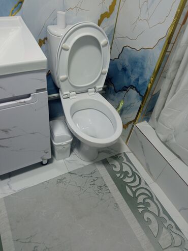 военные формы: Унитаз Напольный, Материал: Фаянс