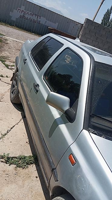 a8 d2: Volkswagen Vento: 1993 г., 1.8 л, Механика, Седан — 3