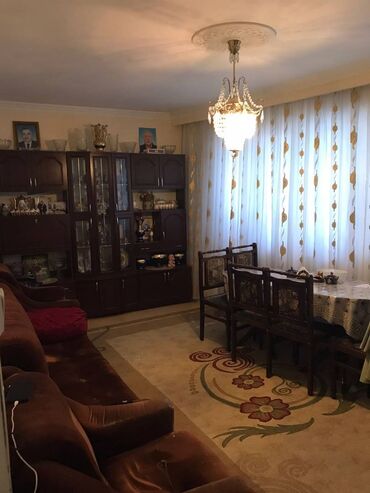 binə kredit ev: Bakıxanov qəs., 3 otaqlı, Yeni tikili, 82 kv. m