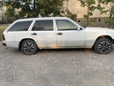 шины 2356516c: Mercedes-Benz W124: 1992 г., 2.3 л, Механика, Газ, Универсал