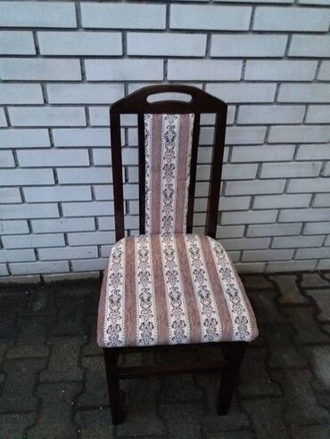 Stolice: Stolice 3200 dostava 2500 — 12