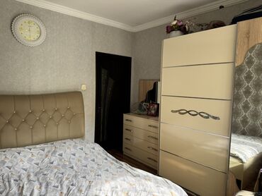 qapi aliram: Односпальная кровать