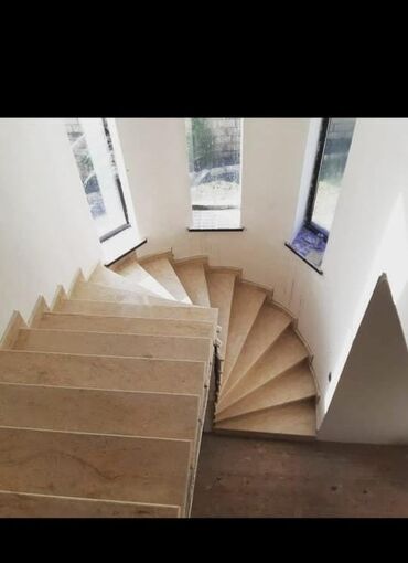 Kafel və metlax: Mermer qrabit Bu boz rəngli, yonulmuş səkilər və ya bordürlərdir -da lalafo.az — 13 Kafel və metlax: Mermer qrabit Bu boz rəngli, yonulmuş səkilər və ya bordürlərdir — 13