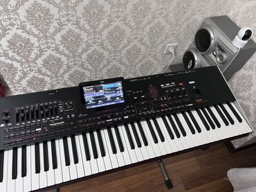 Sintezatorlar: Sintezator, Korg — 7