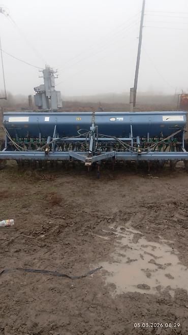 Другая сельхозтехника: Техника для сельского хозяйства - Трактор Беларус МТЗ-82.1 — 4