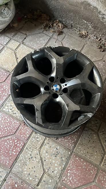 BMW X6 disk R20 rəngə ehtiyac var