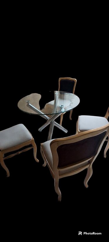 mamut sto i stolice: Trpezarijska stolica, bоја - Zlatna, Upotrebljenо