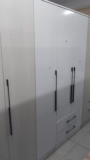 Шифоньеры, шкафы для одежды: Трёхдверный шкаф-/распашной для одежды - Габариты: ориентировочно — 7