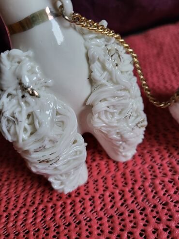 Ostali kućni dekor: Porcelanske figure,rucni rad. sve na njima je porcelan. tkz. spageti — 4