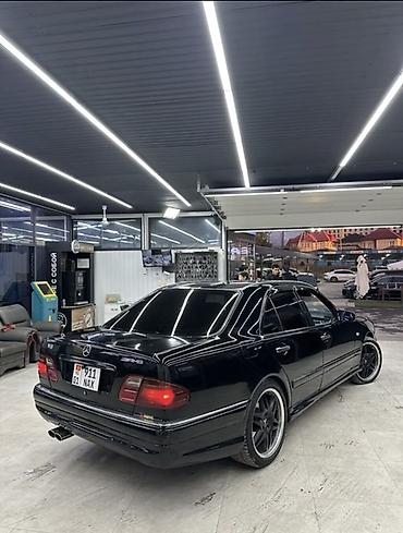 211 mers: Mercedes-Benz E-Class: 1998 г., 4.3 л, Автомат, Бензин, Седан — 5