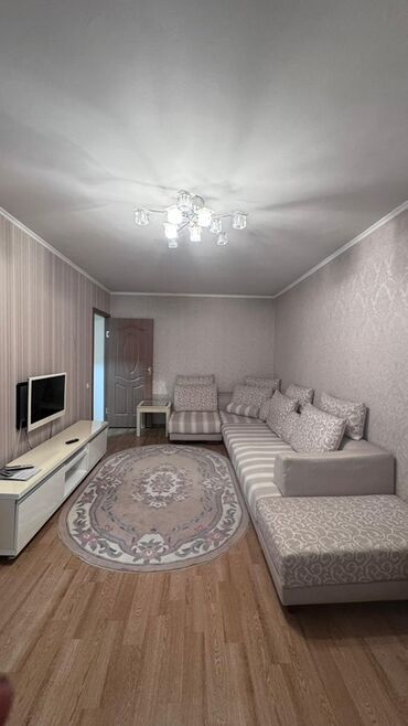 угловые диваны для гостинной: Угловой диван, C подушками