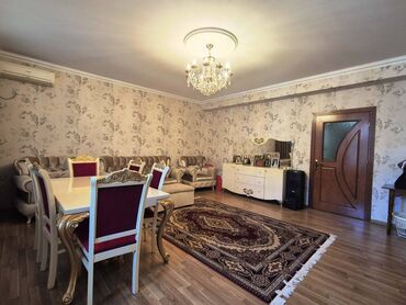 Yeni tikili: Bakıxanov qəs., 4 otaqlı, Yeni tikili, 200 kv. m -da lalafo.az — 3 Yeni tikili: Bakıxanov qəs., 4 otaqlı, Yeni tikili, 200 kv. m — 3