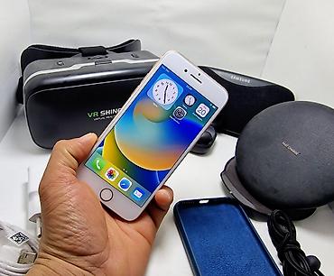 Apple iPhone: IPhone 8, Б/у, 64 ГБ, Золотой, Зарядное устройство, 100 % — 5