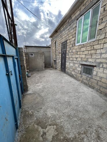 xacmazda tecili satilan evler: Qobustan qəs. 2 otaqlı, 70 kv. m, Kredit yoxdur, Orta təmir
