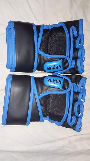 Əlcəklər: MMA/qarışıq döyüş sənətləri üçün barmaqları açıq əlcəklər – Venum — 1