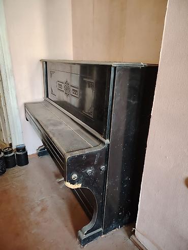 Musiqi alətləri: Upright piano – “Don” markalı - Korpus: qara rəngli, ağacdan, ön — 4