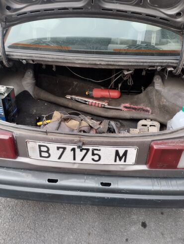 Ford: Ford Sierra: 1989 г., 2 л, Механика, Бензин, Седан — 11