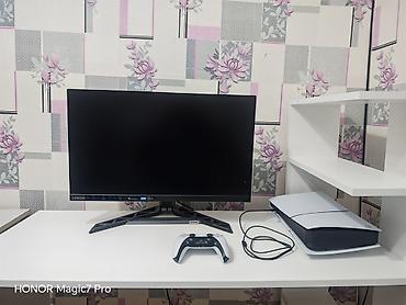 Video oyunlar və konsollar: PlayStation 5 Slim və Lenovo Legion R27İ-30 oyun monitoru. İkisidə — 4