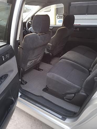 ио пинин: Toyota Ipsum: 2003 г., 2.4 л, Автомат, Бензин, Минивэн — 5