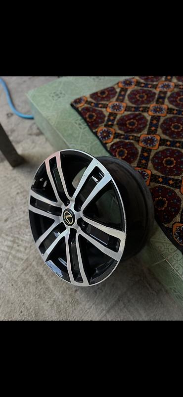 Диски: Литые Диски R 19 Lexus, Комплект, отверстий - 6, Б/у — 4