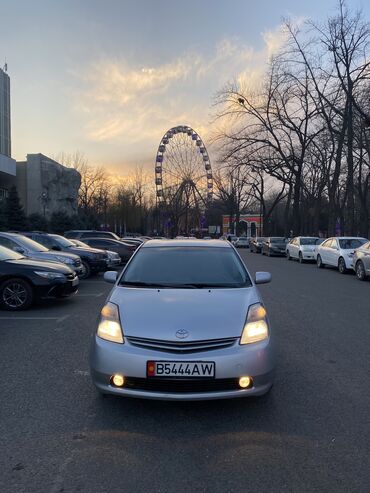 Toyota: Toyota Prius: 2007 г., 1.5 л, Вариатор, Гибрид, Седан