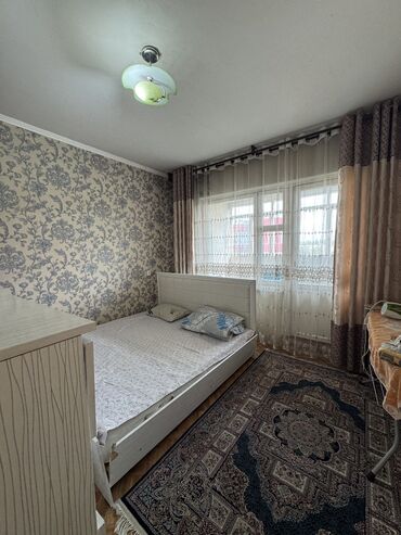 как продать дом в бишкеке: 3 комнаты, 72 м², 105 серия, 4 этаж, Косметический ремонт