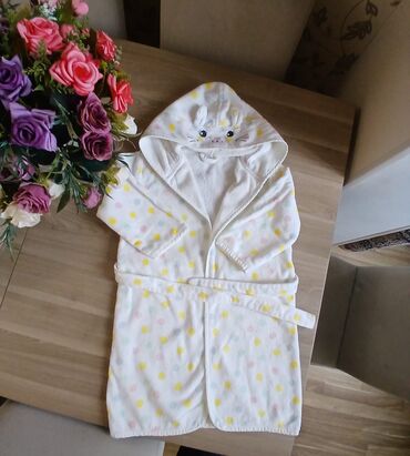 İnformatika: Uşaq xalatı – şirin kapüşonlu model - Material: yumşaq, suyu yaxşı