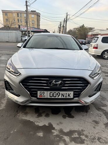нексия 2 двери: Hyundai Sonata: 2018 г., 2 л, Автомат, Газ, Седан