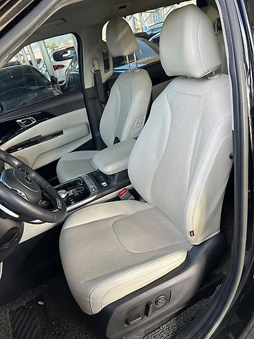 Kia: Kia Carnival: 2020 г., Минивэн — 26